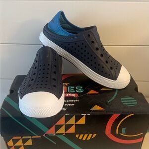 NWT Skechers Boy's Foamies